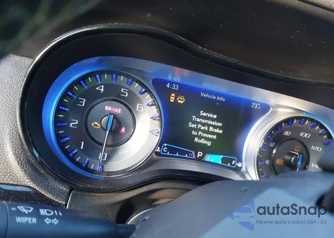 2019 Chrysler 300 300S z USA, uszkodzony, nr VIN 2C3CCABG0KH550614